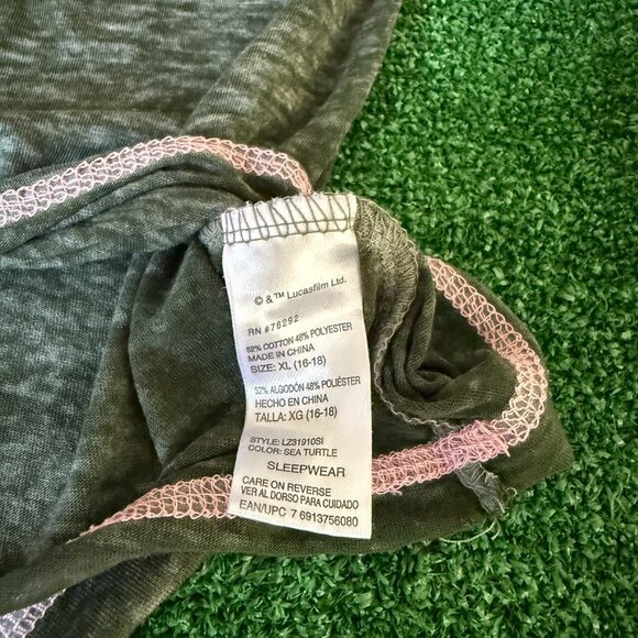 Star Wars Baby Yoda Naps Snacks Short Sleeve Loungewear Pajama Sleepwear Top XL - Picture 8 of 15